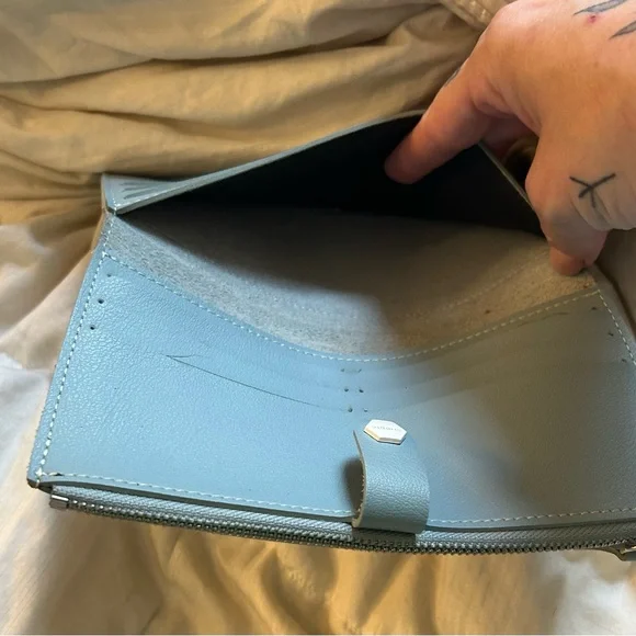 Simple Life Blue Wallet 🪪 - Picture 11 of 13